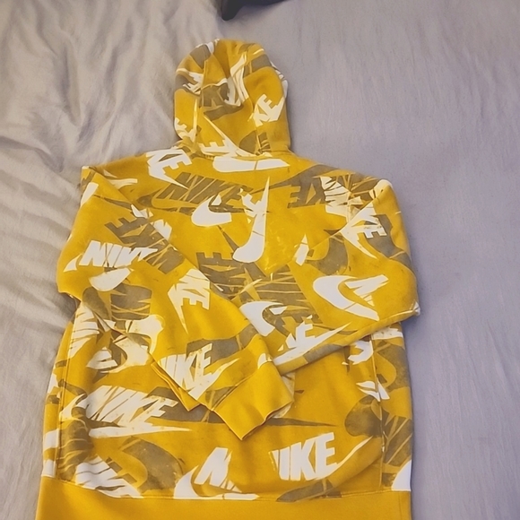 Nike Hoodie - Picture 4 of 5